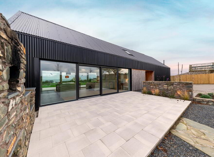 18 Warnocks Road, Portavogie, Newtownards, BT22 1BX