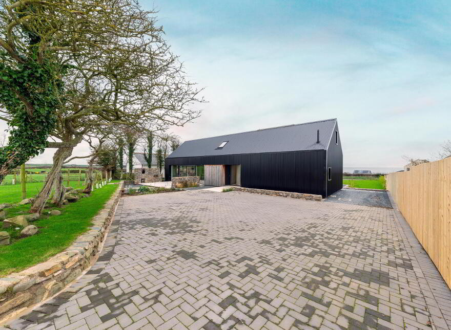 18 Warnocks Road, Portavogie, Newtownards, BT22 1BX