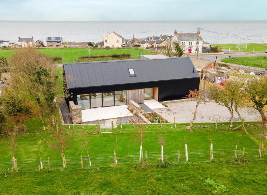 18 Warnocks Road, Portavogie, Newtownards, BT22 1BX