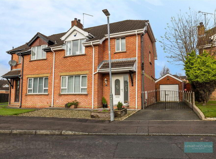 22 Rosewood Glen, Lisburn, BT28 2FH photo