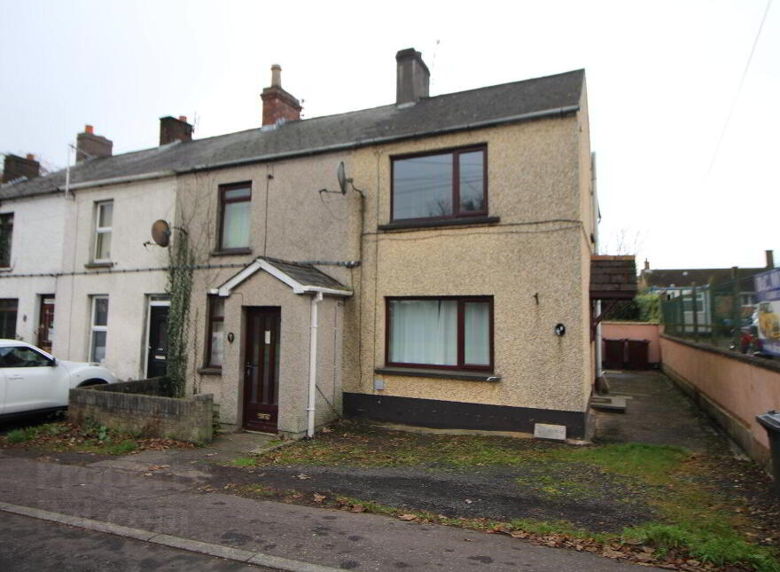 8 Pattersons Row, Prospect Road, Carrickfergus, BT38 8PZ photo