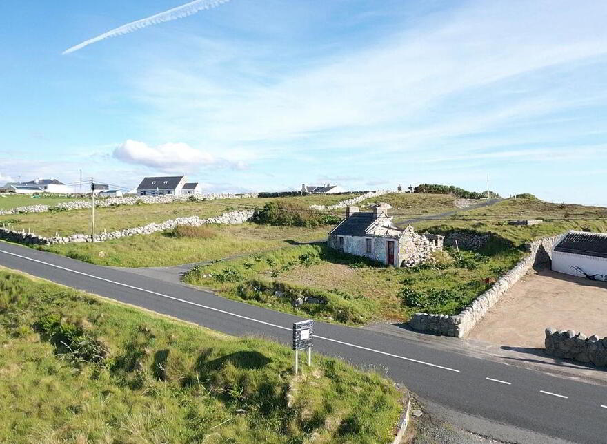 Brinaleck, Derrybeg- Cottage
