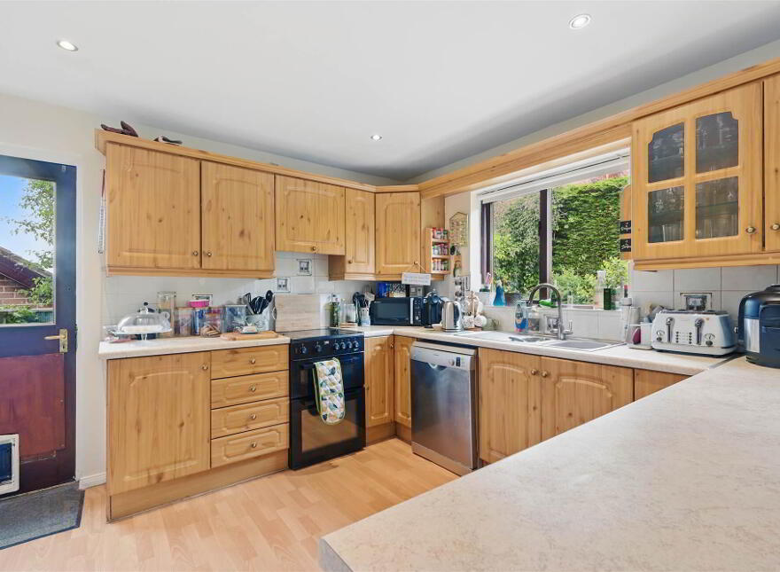 196 Gilnahirk Road, Belfast, BT5 7QR