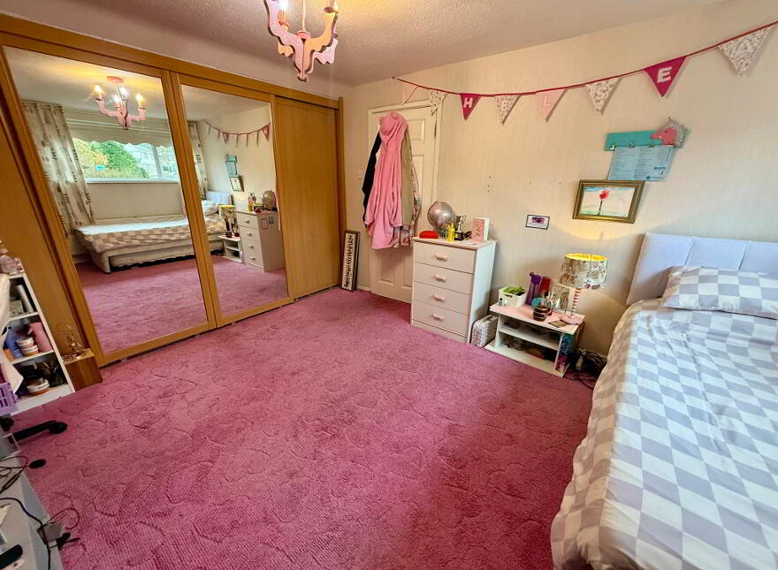 1 Riverside Park, Altnagelvin, L'Derry, BT47 3RU