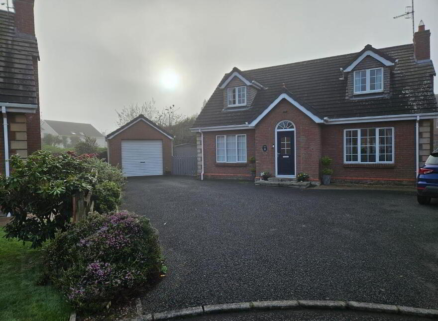 7 Holly Hill, Dollingstown, Craigavon, BT66 7UB photo