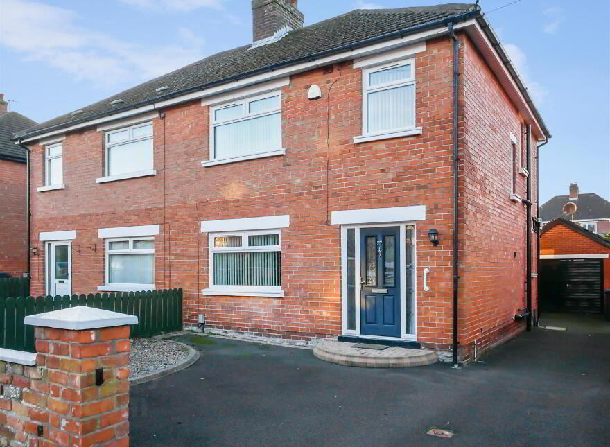 27 Wynchurch Road, Rosetta, Belfast, BT6 0JH photo