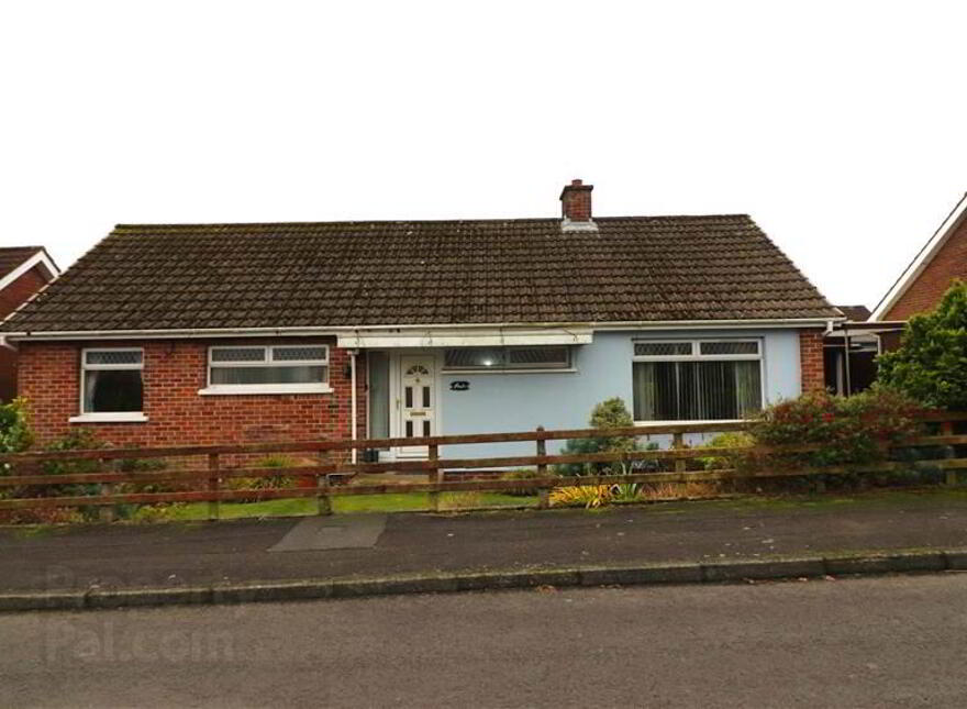 4 Ardis Avenue, Belsize Road, Lisburn, BT28 3PX photo