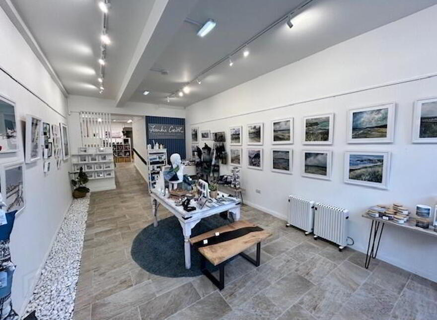 61 Main Street, Portrush, BT56 8BN