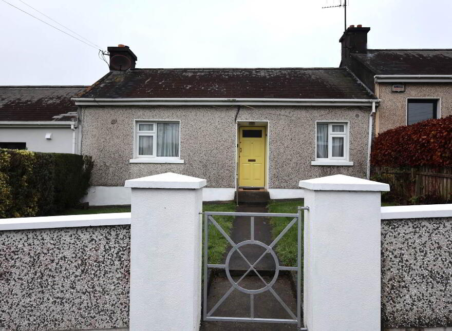 9 Saint Cronan`s Terrace, Roscrea, E53PP38 photo