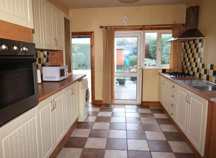9 Saint Cronan`s Terrace, Roscrea, E53PP38