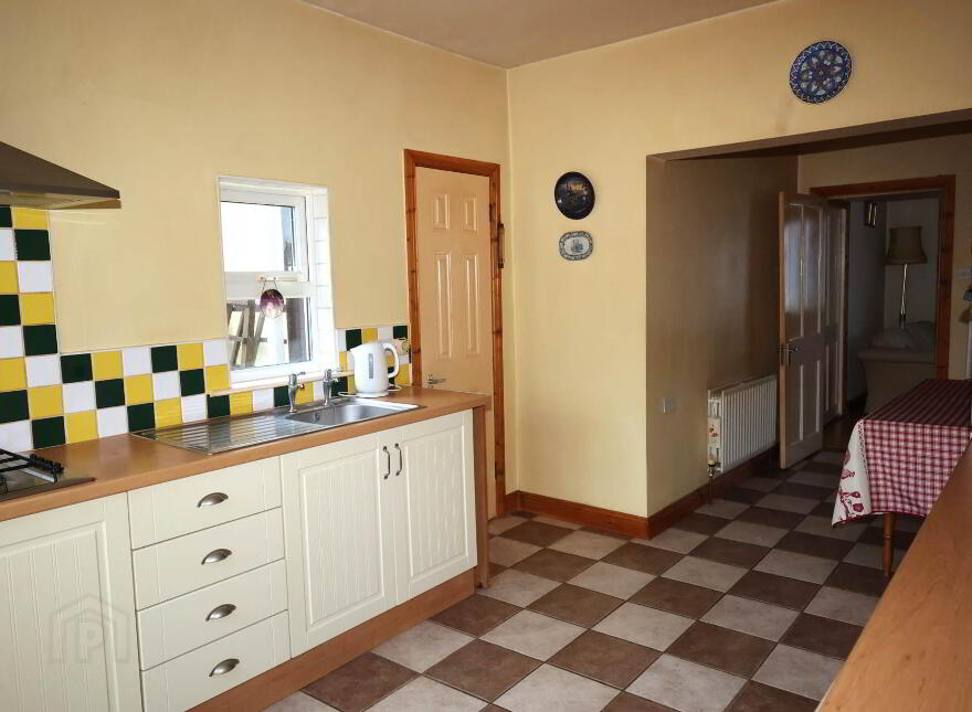9 Saint Cronan`s Terrace, Roscrea, E53PP38