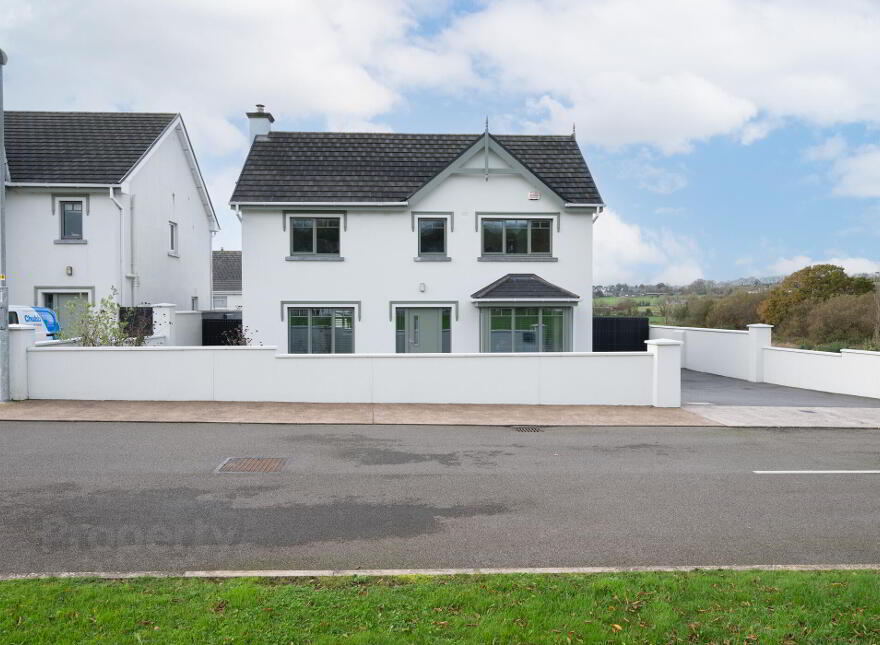 17 Gleann Iris, Killeens, Cork photo