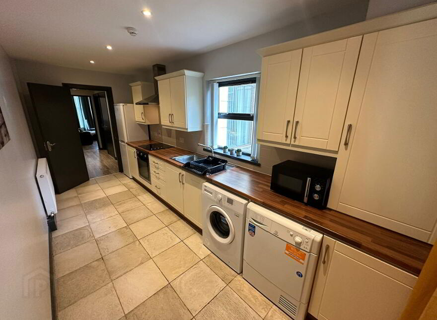 Brookvale Ave, Belfast, BT14 6BY