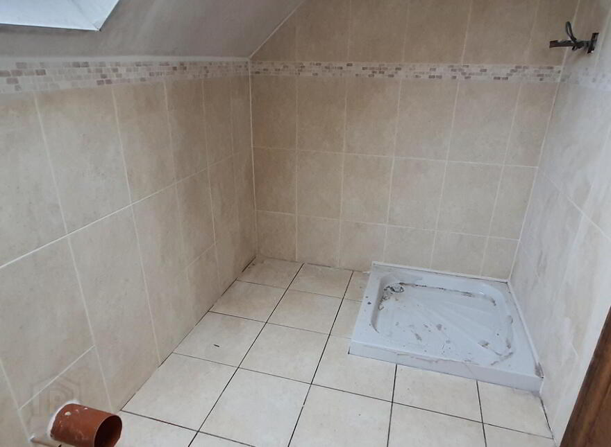 Cartron, Milltown, Tuam, H54VC57
