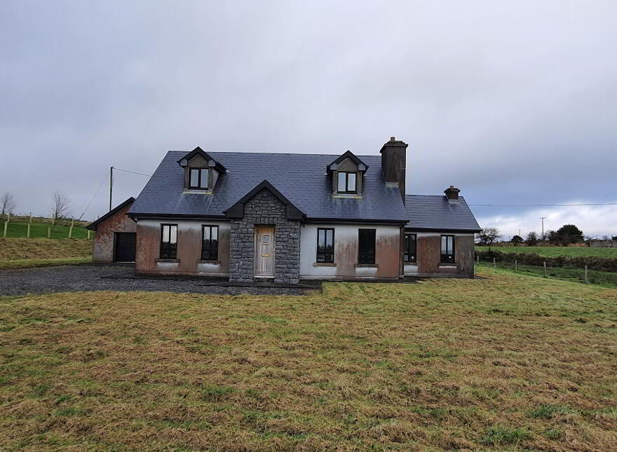 Cartron, Milltown, Tuam, H54VC57