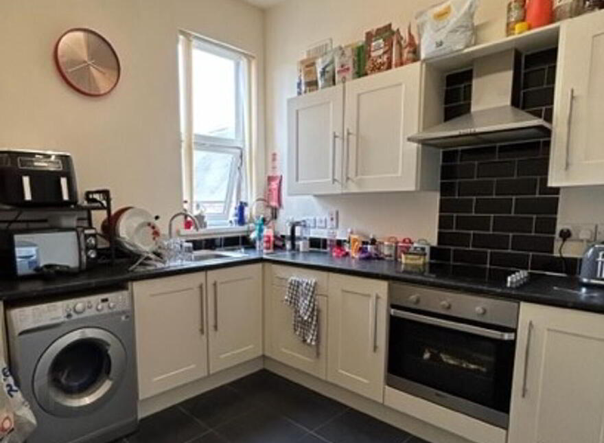 Apt 1 & 2, 74 Castlereagh Street, NJ, Belfast, BT5 4
