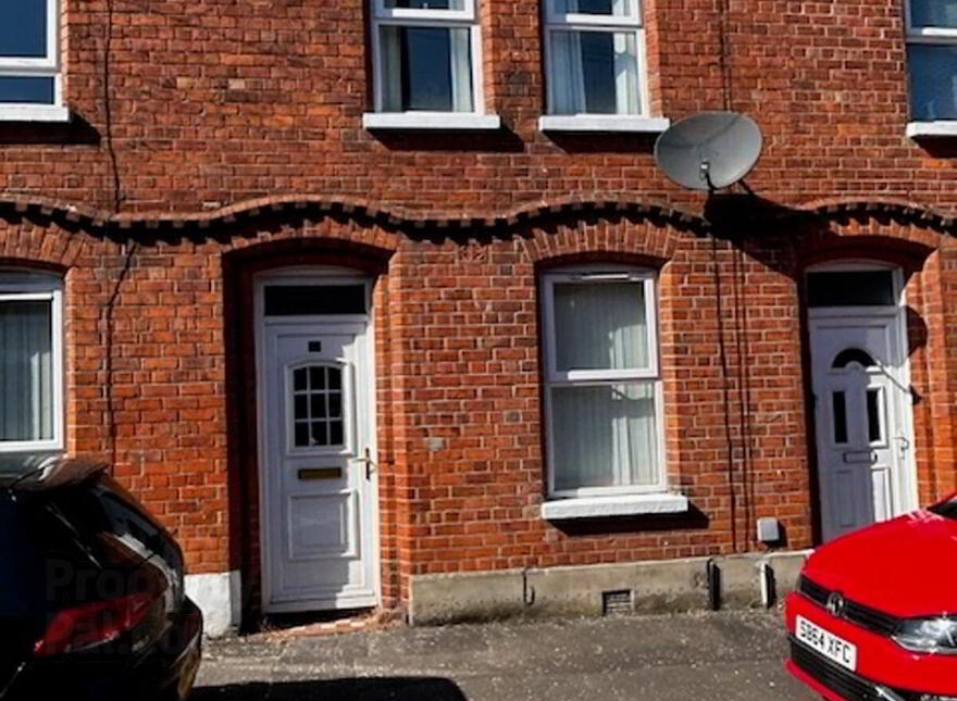 7 Egeria St, Belfast, BT12 5PN photo