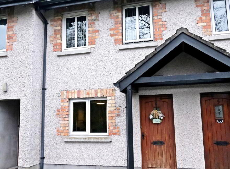 6 Sunnyside Court, Enniskillen, BT74 4EX photo