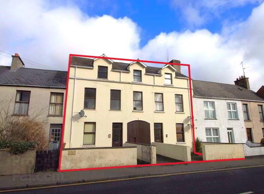 12-14 Kenlis Street, Banbridge, BT32 3LR photo