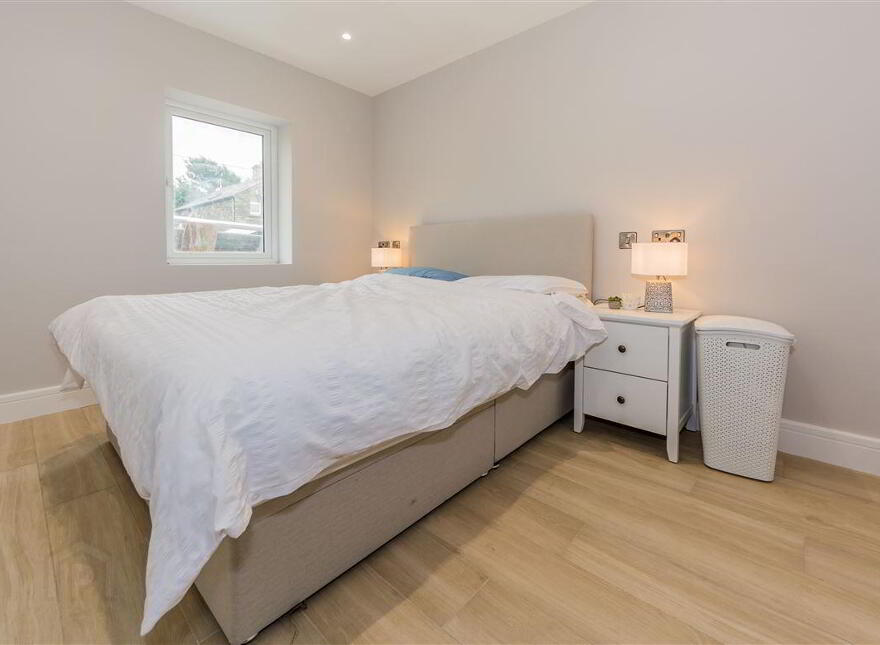 No, 14 Les Mouettes, Crookhaven, West, P81XY43
