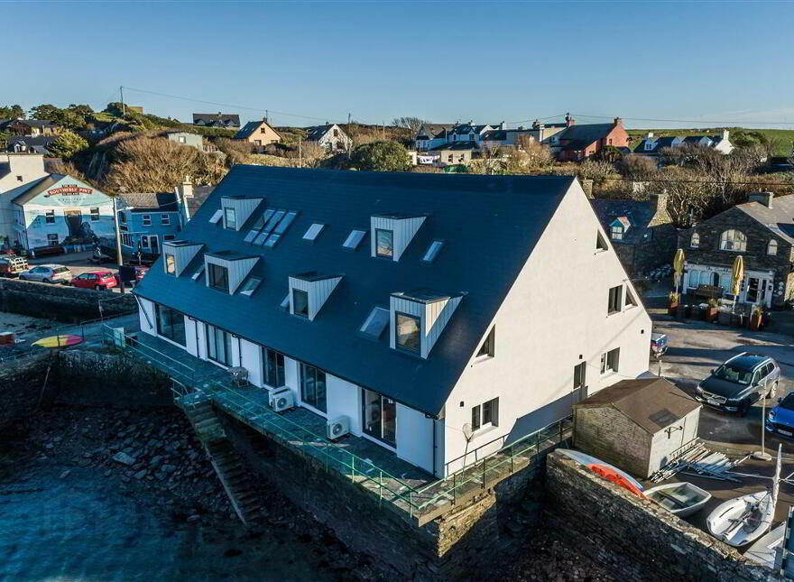 No, 14 Les Mouettes, Crookhaven, West, P81XY43
