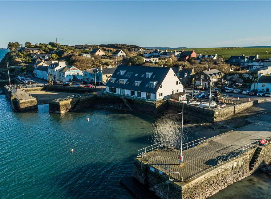 No, 14 Les Mouettes, Crookhaven, West, P81XY43