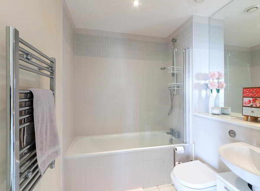 14-04 Obel, 62 Donegall Quay, Belfast, BT1 3NH