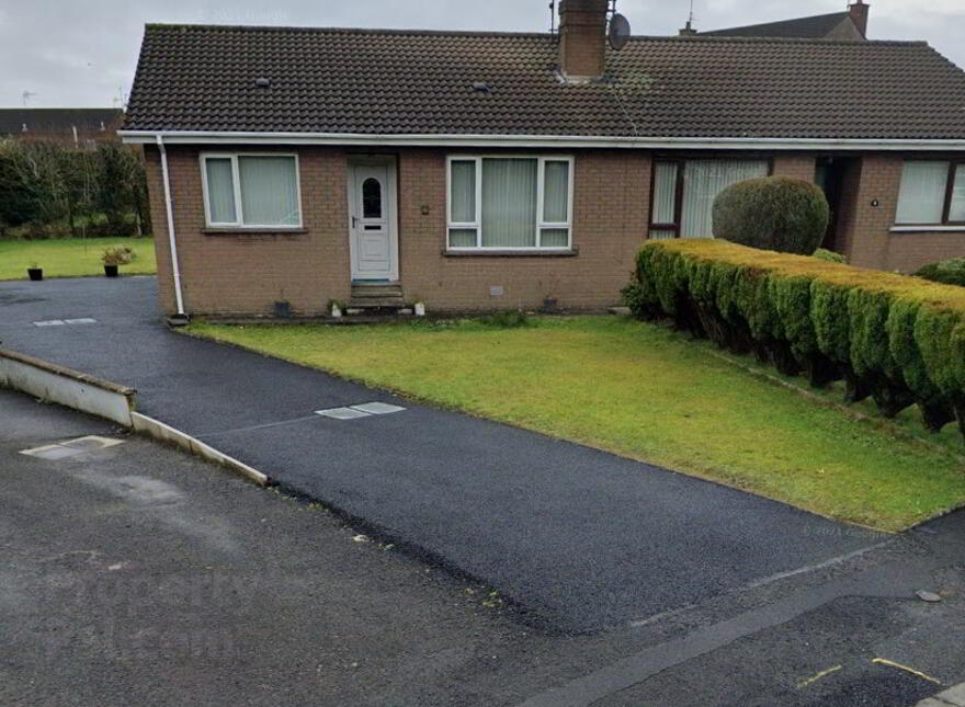 5 Thornhill Park, Lurgan, BT66 7DR photo