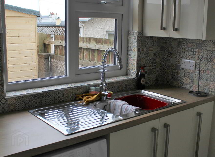 Holiday Let  2025, 2 Queenora Avenue, Portstewart, BT55 7BU