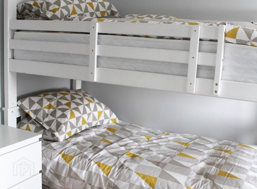 Holiday Let  2025, 2 Queenora Avenue, Portstewart, BT55 7BU