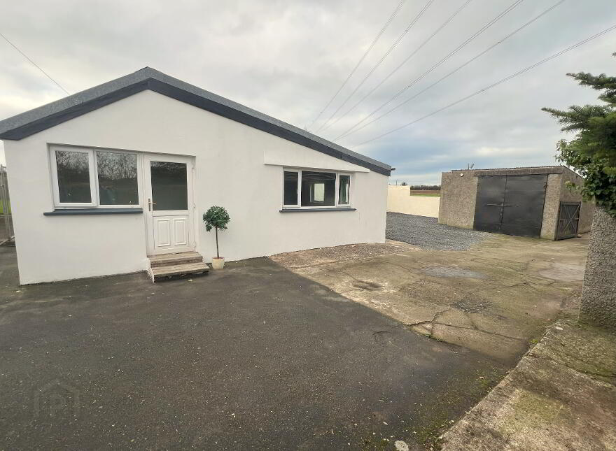6 Halftown Road, Lisburn, BT27 5RD