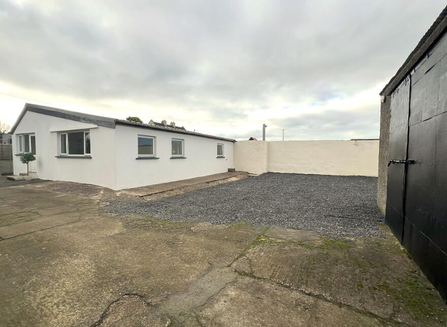 6 Halftown Road, Lisburn, BT27 5RD