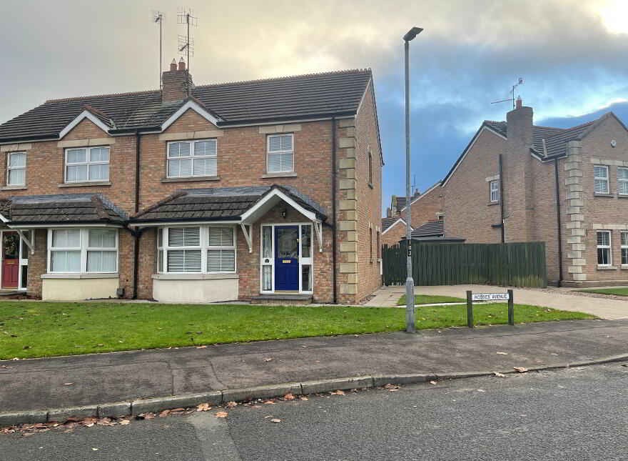 14 Rosses Avenue, Ballymena, BT42 2SE photo