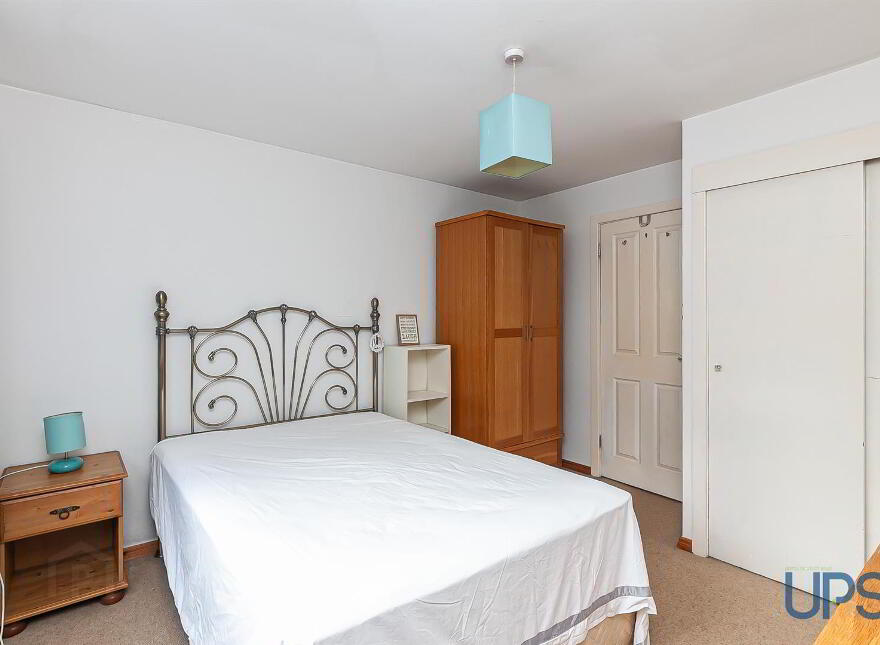 6 The Hill, Dunmurry, Belfast, BT17 9EY