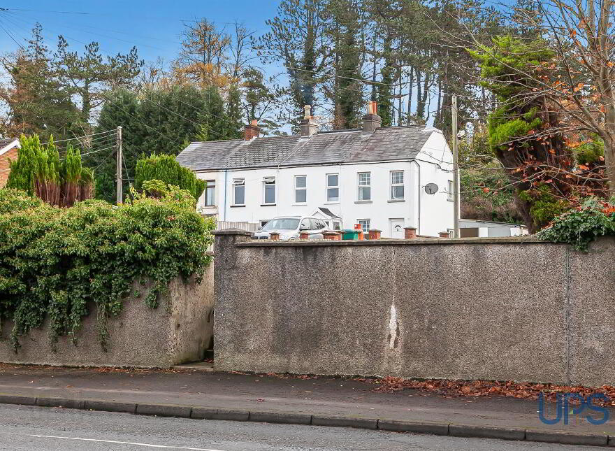 6 The Hill, Dunmurry, Belfast, BT17 9EY