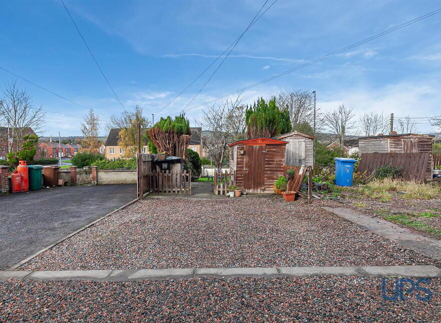 6 The Hill, Dunmurry, Belfast, BT17 9EY