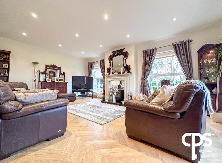 10 Derrycaw Road, Moy, BT71 6SX