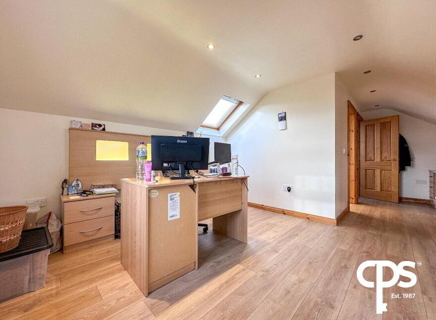 10 Derrycaw Road, Moy, BT71 6SX