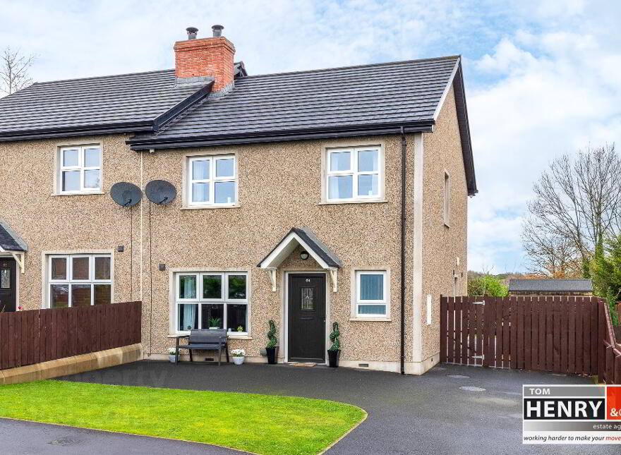 64 Derrywinnin Heights, Bush Road, Coalisland, BT71 6WT photo