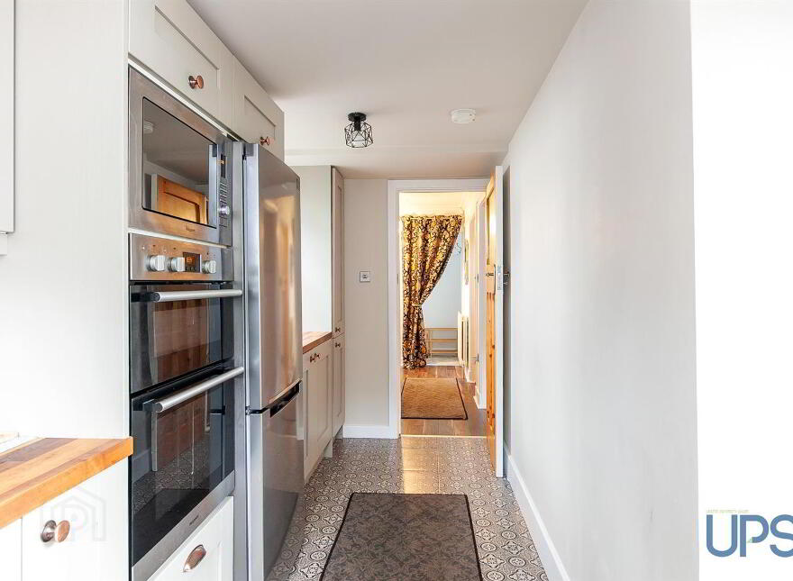 44 St. Meryl Park, Glen Road, Belfast, BT11 8FY