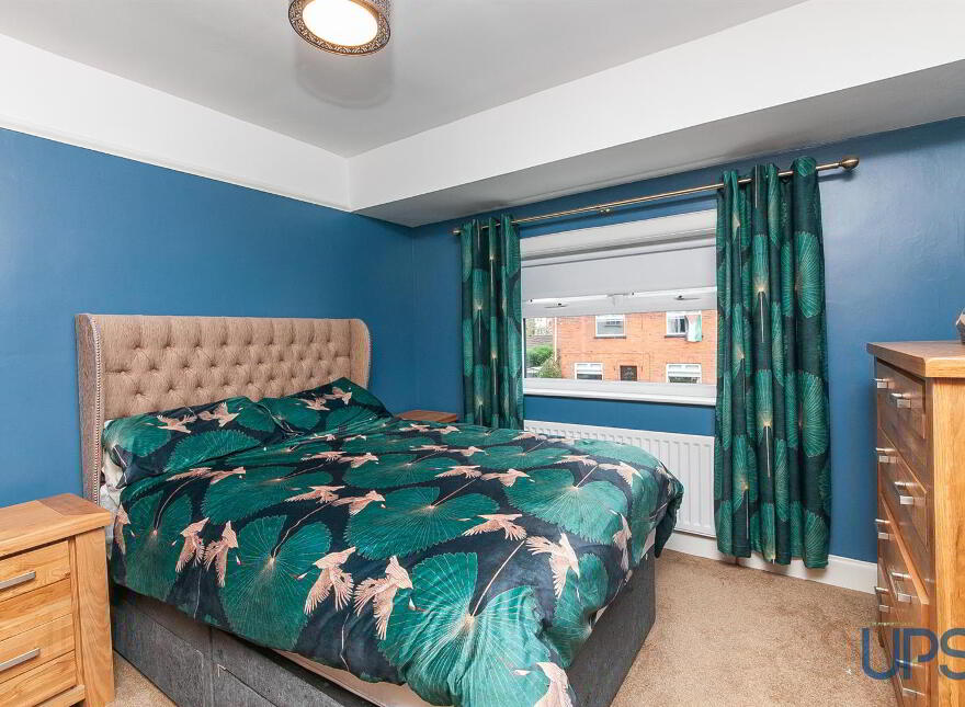 44 St. Meryl Park, Glen Road, Belfast, BT11 8FY