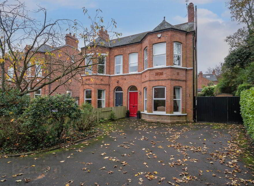 16 Sunbury Avenue, Off Cyprus Avenue, Belfast, BT5 5NU photo