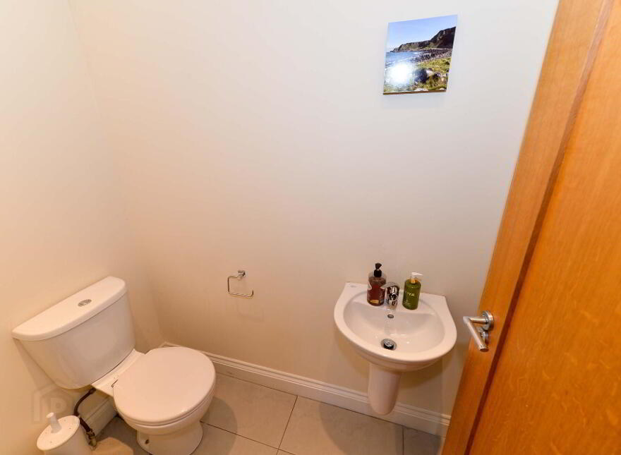 10 Cotswold Close, Saintfield, BT24 7FQ