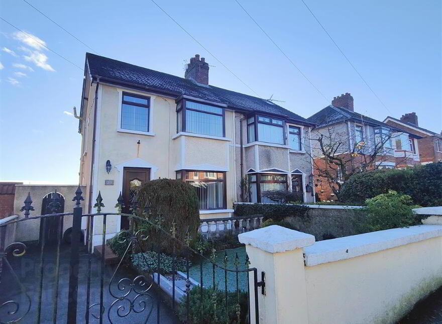 79 Carrs Glen Park, Belfast, BT14 8HF photo