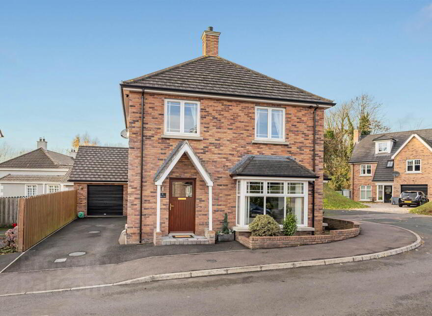 6 Cottars Chase, Lisburn, BT28 2SB photo