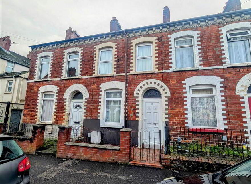 35 Cairo Street, Holylands, Belfast, BT7 1QS photo