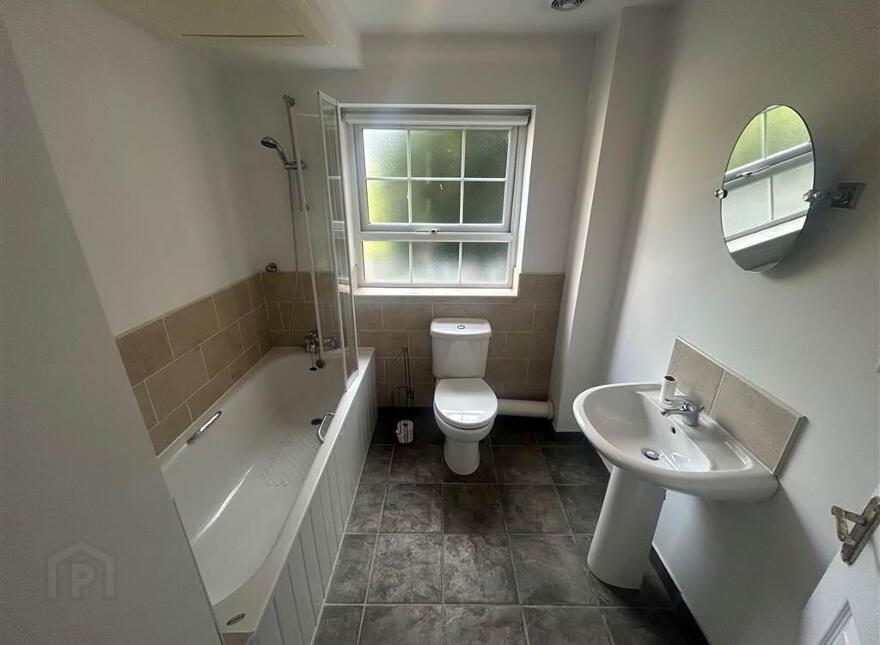 Apt 19 The Courtyard, 222 Castlereagh Road, Belfast, BT5 5FZ