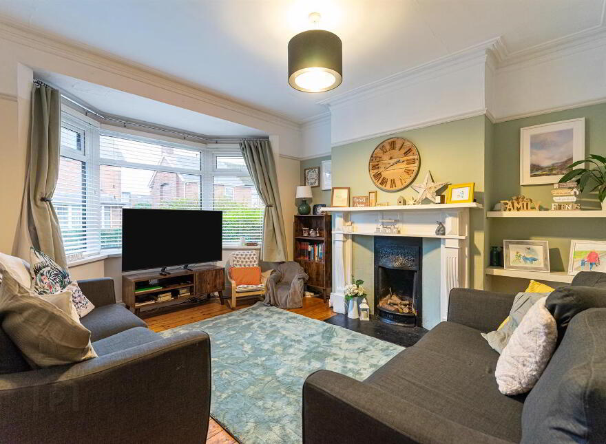 20 Irwin Crescent, Belfast, BT4 3AQ