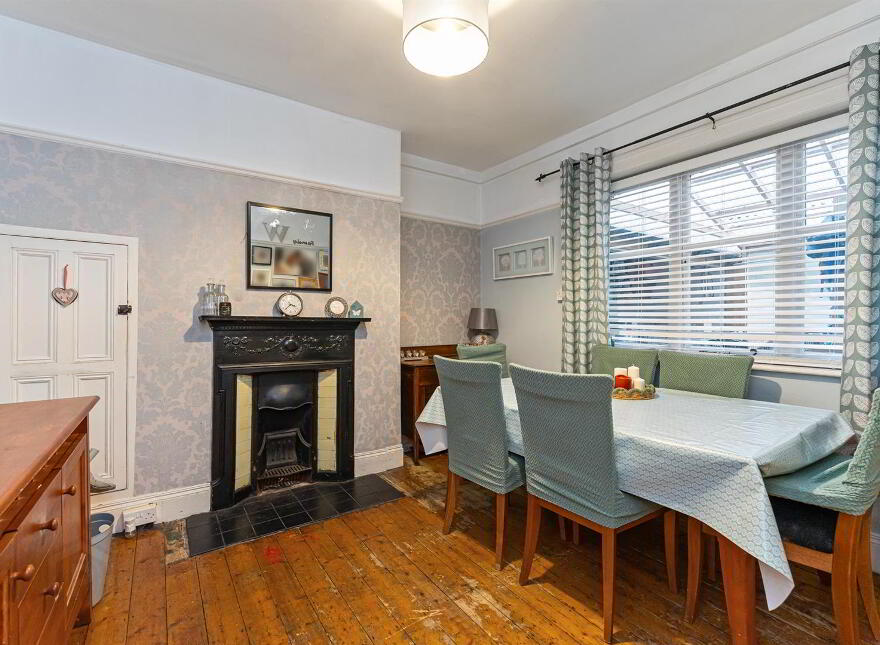 20 Irwin Crescent, Belfast, BT4 3AQ