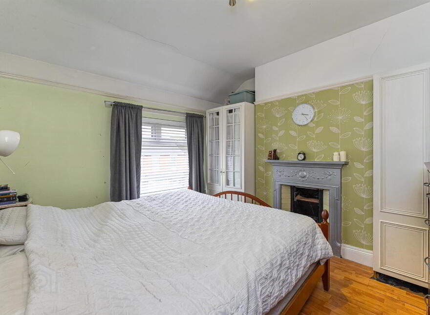 20 Irwin Crescent, Belfast, BT4 3AQ